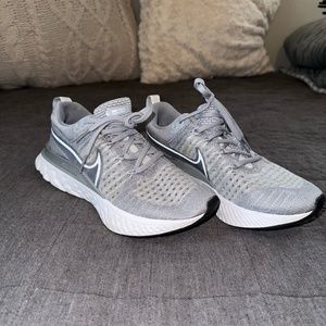 Nike React Infinity Run Flyknit 2